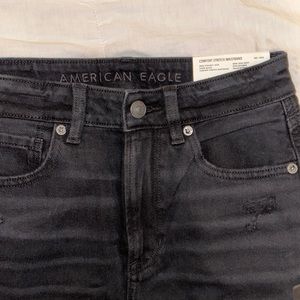 American Eagle, NWT, Mom Straight Jean, Black, Size 2 or 26W